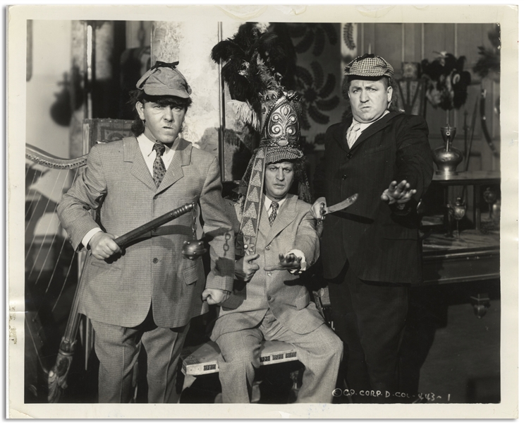 10 x 8 Glossy Photo From the 1939 Three Stooges Film We Want Our Mummy -- Very Good Condition